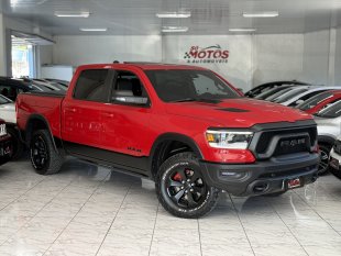 RAM 1500 REBEL CD 5.7 V8 HEMI 4X4 AT8 **APENAS 35.000 KM RODADOS, REVISÕES EM CC** 